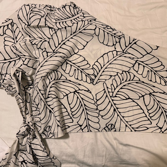 Fe Noel top - Picture 3 of 3